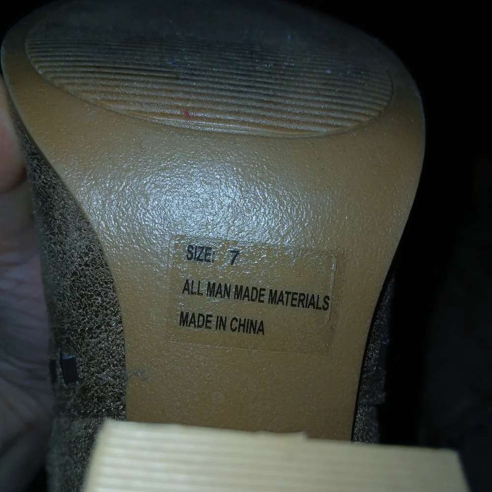 VENUS Booties - Picture 6 of 6